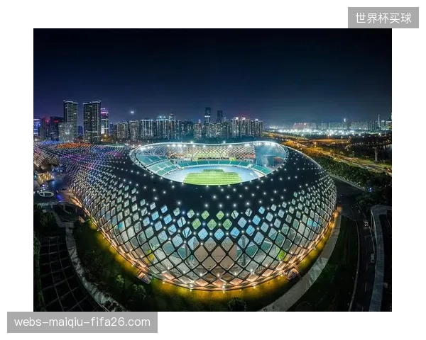 深圳湾“春茧”完成模块化场地改造，实现篮球场与冰球场4小时内快速转场，提升租赁频次